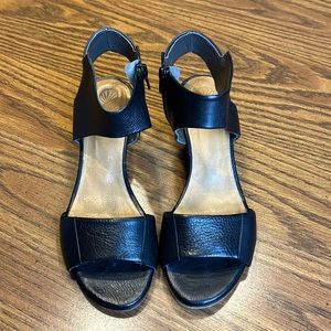 Coclico Leather Wedge Sandal with Zipper